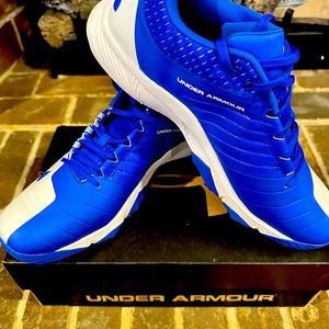 New Under Armour Yard trainers